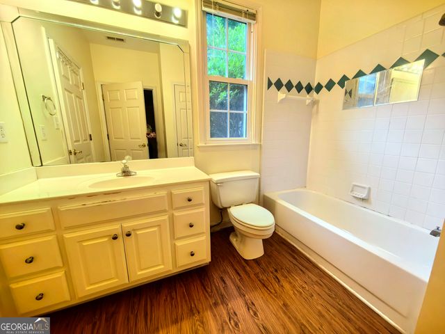 4009 Treemont Lane, Suwanee, GA 30024