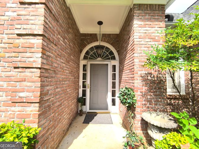 4009 Treemont Lane, Suwanee, GA 30024