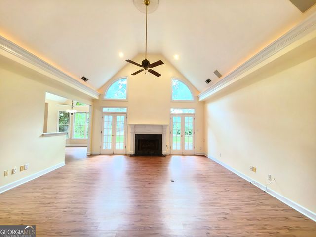 4009 Treemont Lane, Suwanee, GA 30024