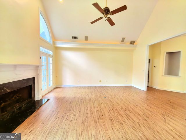 4009 Treemont Lane, Suwanee, GA 30024