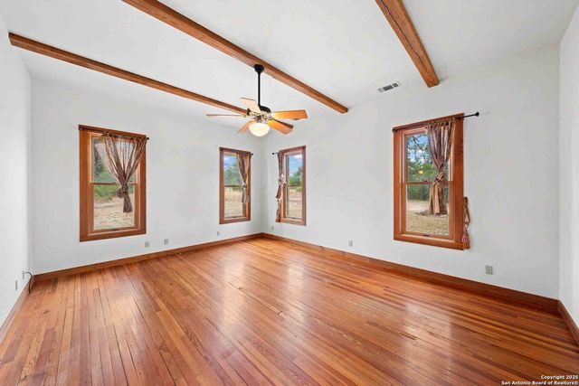 7625 N State Highway 16, Fredericksburg, TX 78624