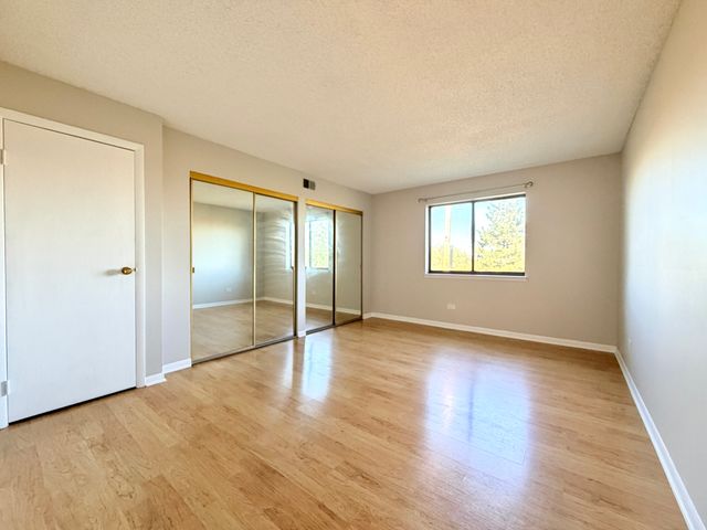 1452 Carol Court 2A, Palatine, IL 60074