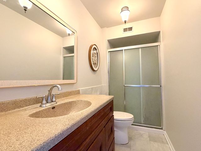 1452 Carol Court 2A, Palatine, IL 60074