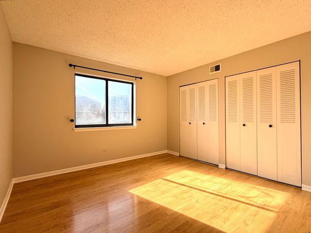 1452 Carol Court 2A, Palatine, IL 60074
