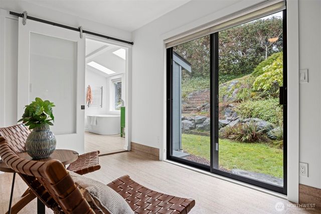 16021 Colony Road, Burlington, WA 98232