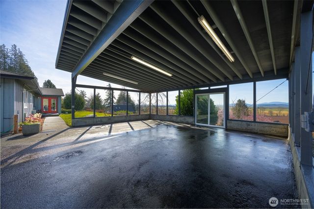 16021 Colony Road, Burlington, WA 98232