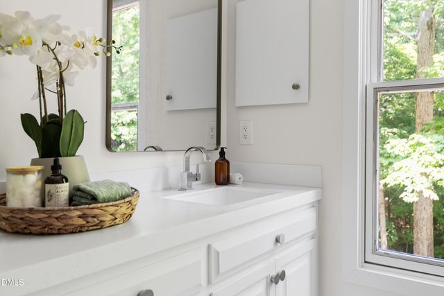 14 Litchford Road, Chapel Hill, NC 27514