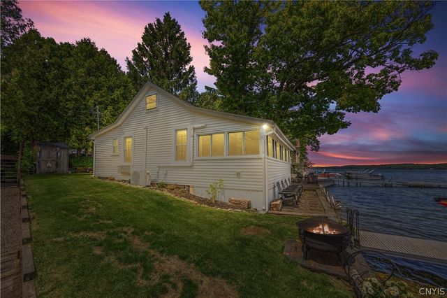 2010 Sunset Lane, Cazenovia, NY 13035