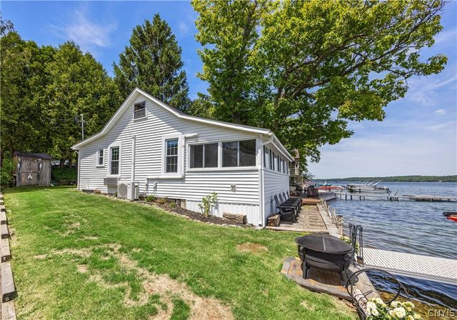 2010 Sunset Lane, Cazenovia, NY 13035