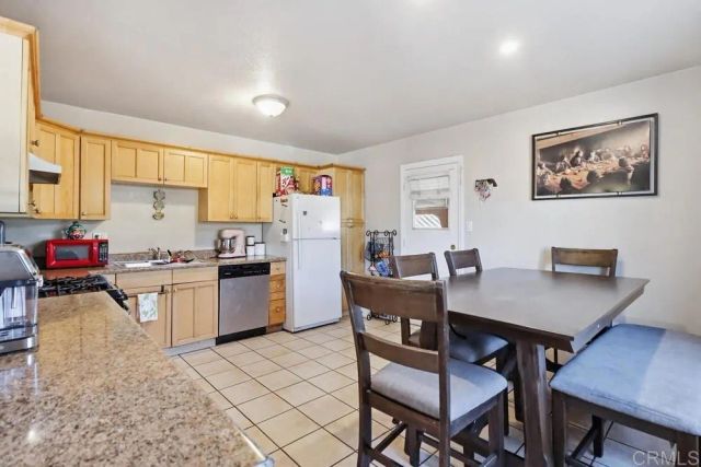 220 W CALLE PRIMERA, San Ysidro, CA 92173