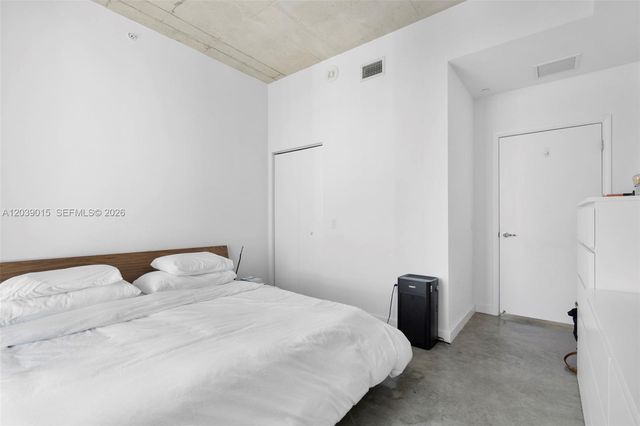 151 SE 1st St 3102, Miami, FL 33131