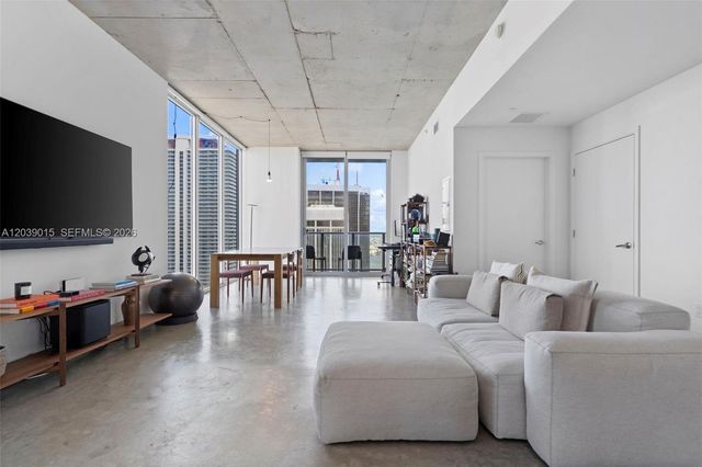 151 SE 1st St 3102, Miami, FL 33131