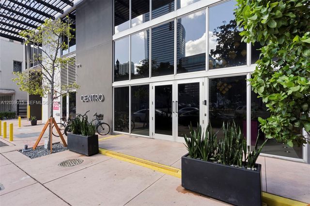 151 SE 1st St 3102, Miami, FL 33131