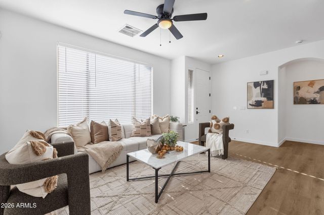 80 W WOOD Drive, Chandler, AZ 85248