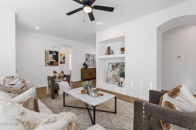 80 W WOOD Drive, Chandler, AZ 85248
