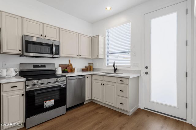 80 W WOOD Drive, Chandler, AZ 85248