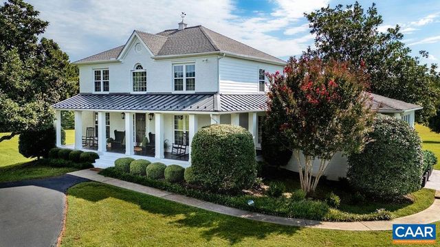 23 LOOKAWAY HILLS DR, Afton, VA 22920