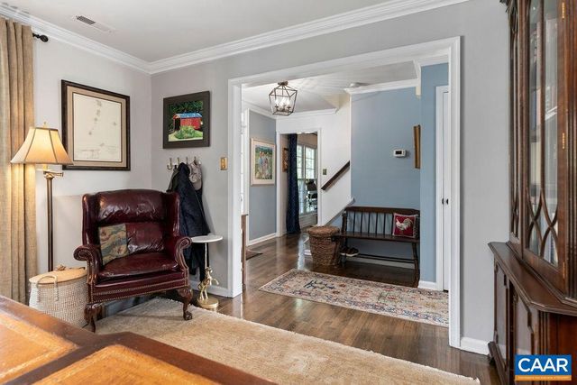 23 LOOKAWAY HILLS DR, Afton, VA 22920