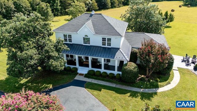 23 LOOKAWAY HILLS DR, Afton, VA 22920