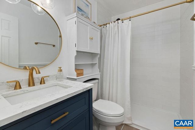 23 LOOKAWAY HILLS DR, Afton, VA 22920