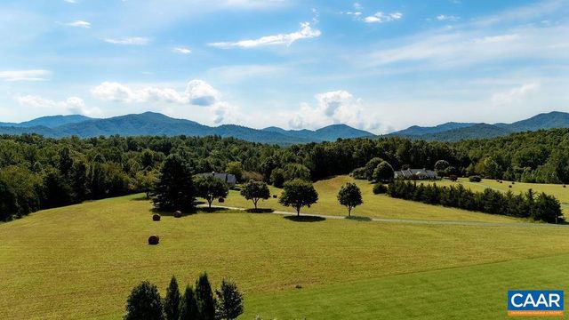 23 LOOKAWAY HILLS DR, Afton, VA 22920