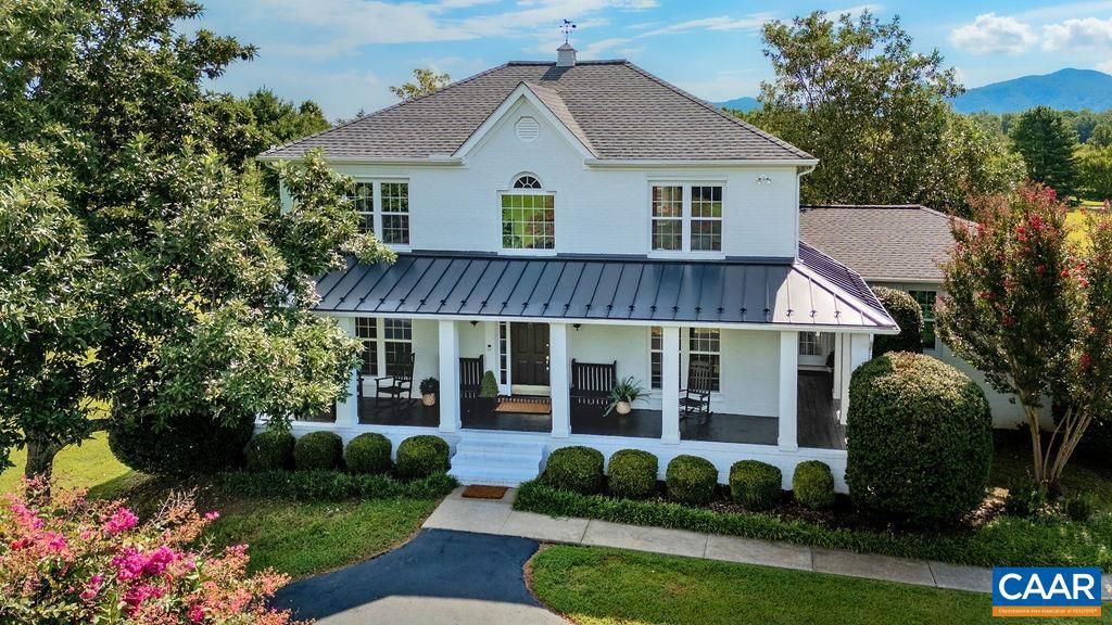 23 LOOKAWAY HILLS DR, Afton, VA 22920