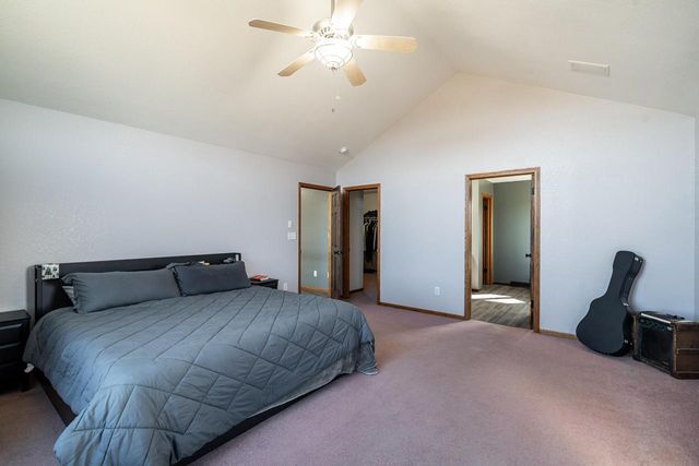 5290 Fawn TRAIL, Hartford, WI 53027