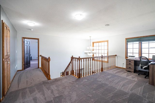 5290 Fawn TRAIL, Hartford, WI 53027