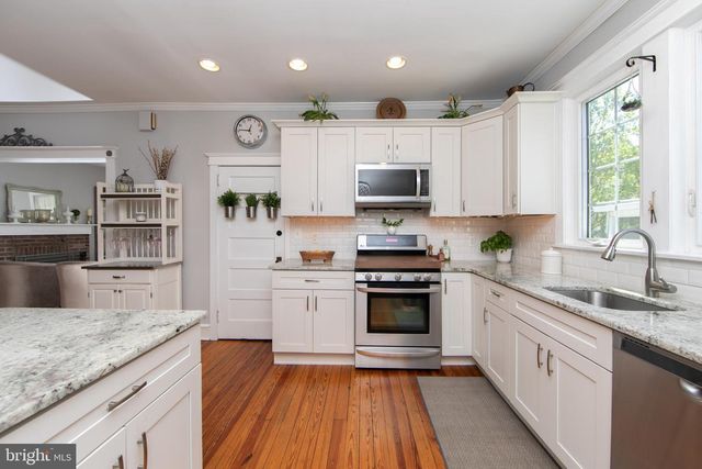 403 BELMONT AVE, Haddonfield, NJ 08033