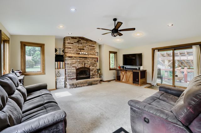 2707 Croixwood Boulevard, Stillwater, MN 55082