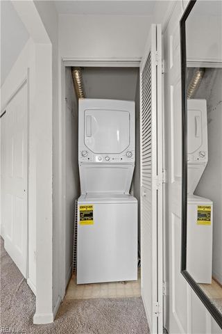 744 Rock Crest Ct Apt 303, Newport News, VA 23602