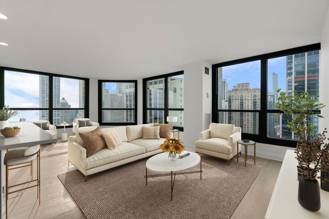 1030 N State Street 28H, Chicago, IL 60610