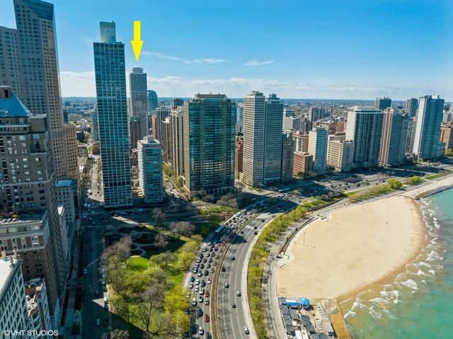1030 N State Street 28H, Chicago, IL 60610