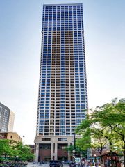1030 N State Street 28H, Chicago, IL 60610