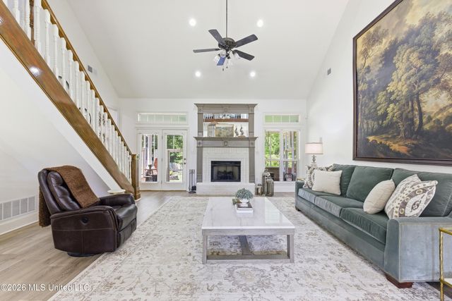 2582 Dickens Place Drive, Southaven, MS 38671