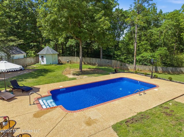 2582 Dickens Place Drive, Southaven, MS 38671
