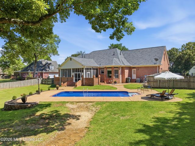 2582 Dickens Place Drive, Southaven, MS 38671