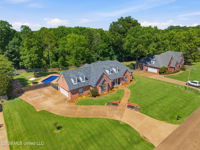2582 Dickens Place Drive, Southaven, MS 38671