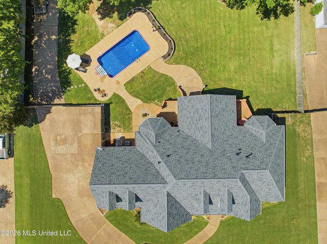 2582 Dickens Place Drive, Southaven, MS 38671