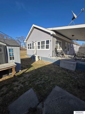 5124 N 2Nd Street, Omaha, NE 68110