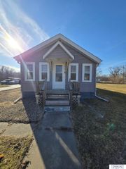 5124 N 2Nd Street, Omaha, NE 68110