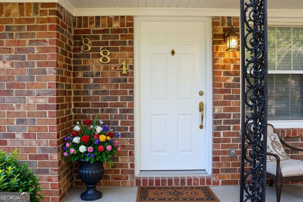 884 Pine Roc Drive, Stone Mountain, GA 30083 — photo 3