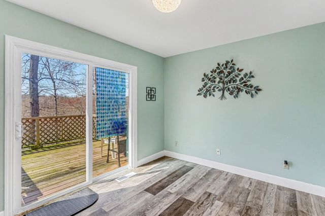 1038 Red Fox Ln, White House, TN 37188