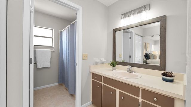 1880 N CRYSTAL LAKE DRIVE 3, Lakeland, FL 33801