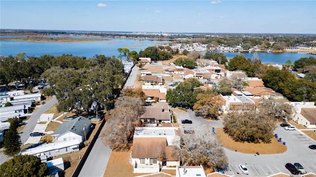 1880 N CRYSTAL LAKE DRIVE 3, Lakeland, FL 33801