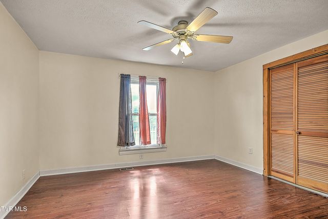 412 East Fairview Avenue, Johnson City, TN 37601