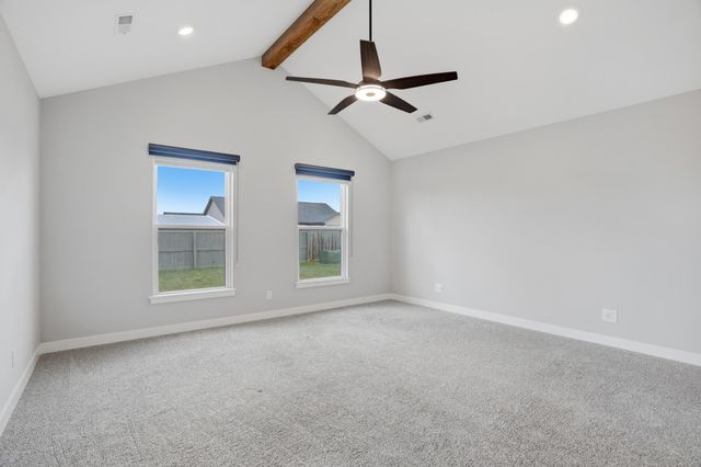 711 ADDIE LN, Centralia, MO 65240