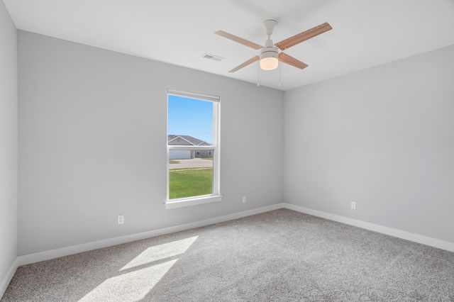 711 ADDIE LN, Centralia, MO 65240