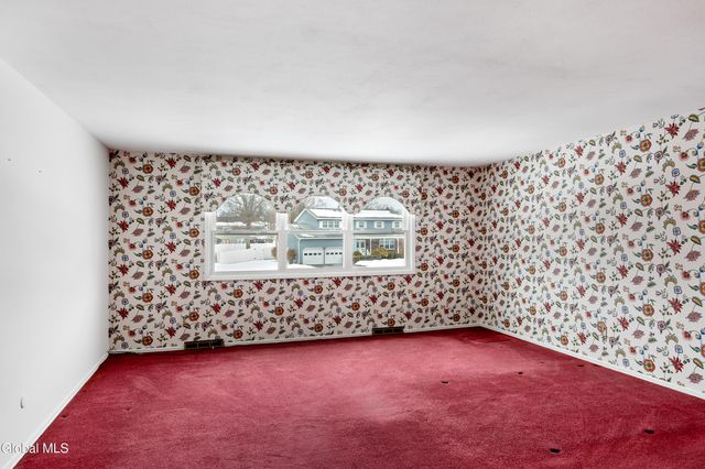 56 Alpine Drive, Colonie, NY 12110