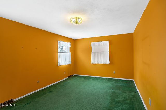 56 Alpine Drive, Colonie, NY 12110